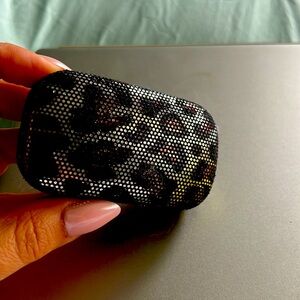 Cheetah contact case